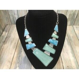 Silver Blue Geometric Design Necklace